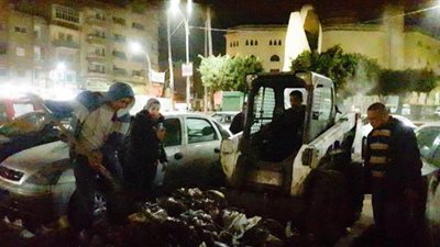 35 صورة ترصد رفع القمامة والإشغالات من شوارع المنصورة