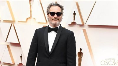 الجوكر خواكين فينيكس يصل إلى حفل الأوسكار 2020 (صور)