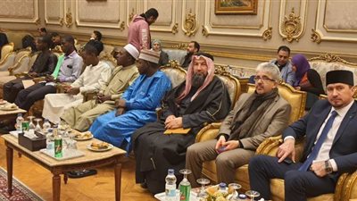 ضيوف مسابقة القرآن الكريم العالمية يصلون إلى مجلس النواب