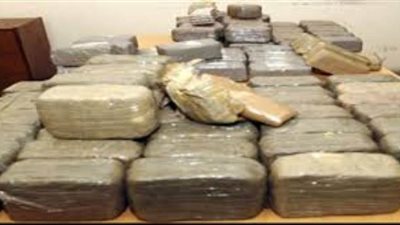 المشدد ٣ سنوات لعصابة تقودها ربة منزل تخصصت في تجارة الحشيش بالسلام