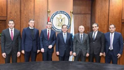 البترول توقع اتفاقية مع 