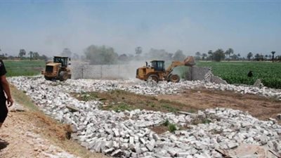 استرداد  1.4 مليون متر و18 ألف فدان خلال الموجة 15 لإزالة التعديات على أراضي الدولة