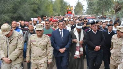 محافظ البحيرة يتقدم جنازة الشهيد  جمعة بسيوني بمسقط رأسه بحوش عيسى