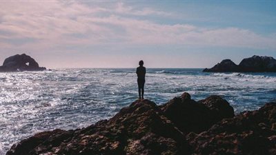 تفسير حلم البحر في المنام عند ابن سرين