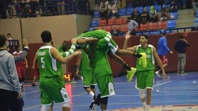 الاتحاد يحافظ على صدارة دوري سوبر السلة