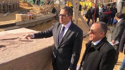 مصطفى وزيري: تركيب الجزء الأخير من مسلة ميدان التحرير خلال أيام