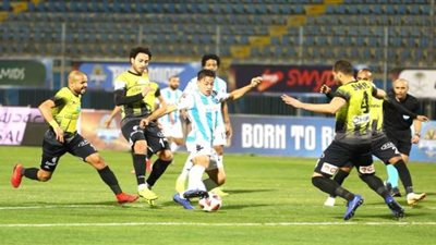 بيراميدز ضيفاً ثقيلا علي المقاولون العرب في الدوري