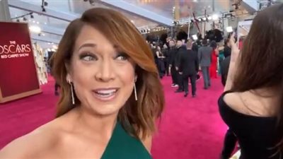 أمطار غزيرة تزامنًا مع توافد النجوم على حفل جوائز الأوسكار 2020 | فيديو