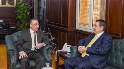 محافظ الإسكندرية يستقبل قنصل فلسطين