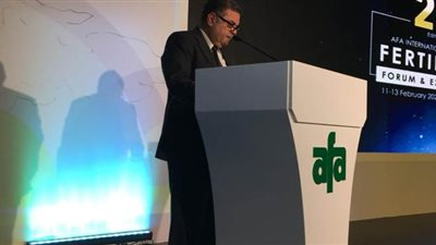 وزير قطاع الأعمال:  الشركات العربية تستحوذ على 33% من صادرات الأسمدة عالمياً 