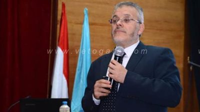 بروفيسور أجنبي يشارك بورشة لتطوير البحث العلمي بجامعة طنطا