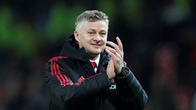 سولشاير يقرر إقحام صفقته الجديدة في معركة تشيلسي