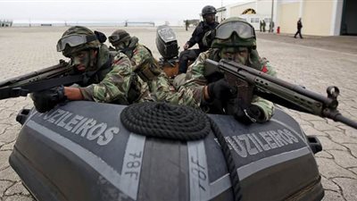 الناتو يعتزم زيادة عدد جنوده في العراق استجابة لطلب ترامب