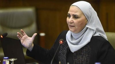 ما هي الحالة التي يتم فيها صرف العلاوات الخمسة؟.. وزيرة التضامن تجيب