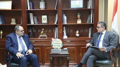 وزير السياحة والآثار: لوحات إرشادية لمنطقتي أثريتين أسوة بالمتحف المصري
