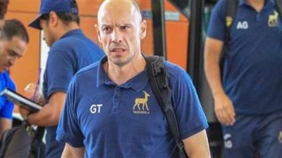 لاعبو دجلة يودعون تاكيس جونياس.. والخروبي يقترب من خلافته