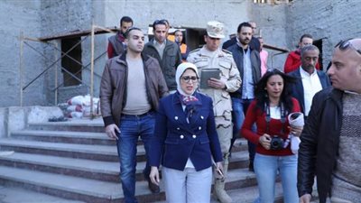 احتجاز اثنين من مساعدي وزيرة الصحة بالحجر الصحي بمطروح