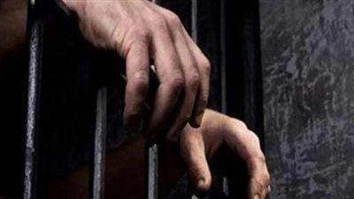 حبس بائع متجول بواقعة قتل شاب داخل سنترال بفيصل 