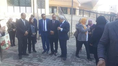 وفد أفريقي يزور مجمع الملك فهد قبل المشاركة في مؤتمر التعليم | صور