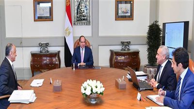 طارق عامر يستعرض مع السيسي أهم تطورات ومؤشرات المركز المالي للبنك في 2019