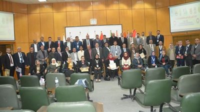 جامعة أسيوط تدعو لتبني الأبحاث العلمية ذات المردود التنموي