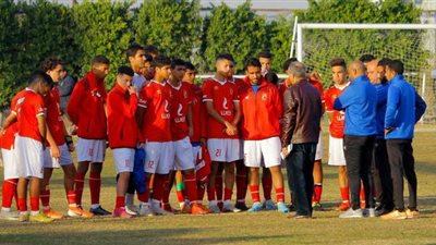 الأهلي يسحق الزمالك برباعية في قمة دوري الجمهورية للناشئين 2004