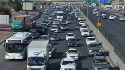 سيولة مرورية بالقاهرة والجيزة.. وإغلاق مطلع كوبرى 15 مايو وشارع ربيع الجيزي