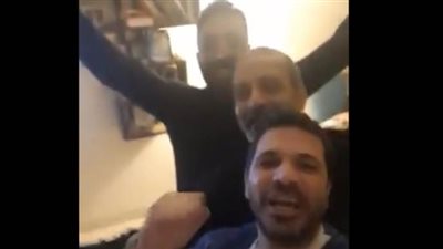 فرحة هيستيرية لأحمد حسام ميدو بعد فوز الزمالك بالسوبر الأفريقي | فيديو