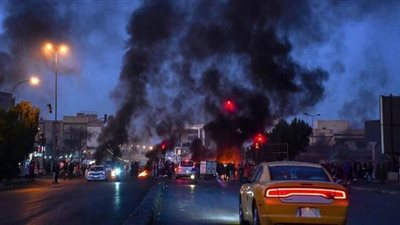 مقتل متظاهر وتعرض آخرين للطعن في بغداد