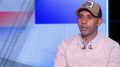 محمود عبد الحكيم يكشف كواليس توقيعه للزمالك 3 مرات ومفاوضات الأهلي معه