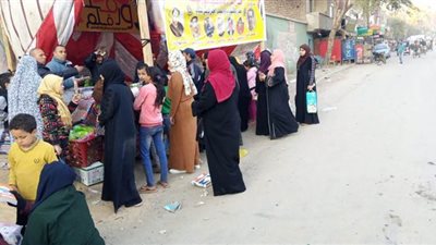 معرض لبيع المستلزمات المدرسية بسعر التكلفة في المرج