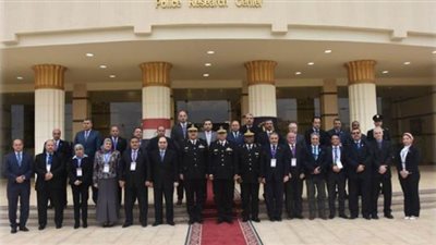 أكاديمية الشرطة تنظم ورشة عمل حول 