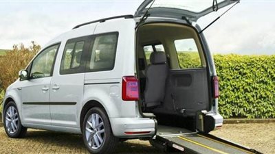 أول سيارة مجهزة لأصحاب الإعاقات في مصر