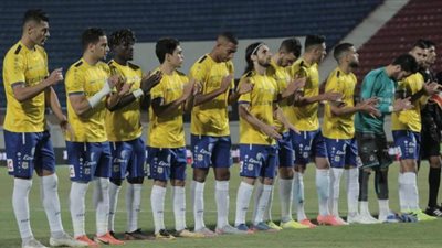 الاتحاد العربي لكرة القدم يعلن تفاصيل إقامة مباراة الإسماعيلي والرجاء