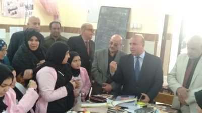وفد من وزارة التربية والتعليم يتفقد مدارس الدقهلية