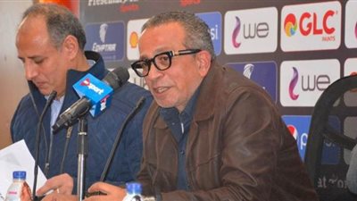 اللجنة الطبية بالجبلاية تفحص اللاعبين قبل قيدهم بالأندية