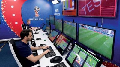 اتحاد الكرة يحمل الأندية مرتبات حكام الـ