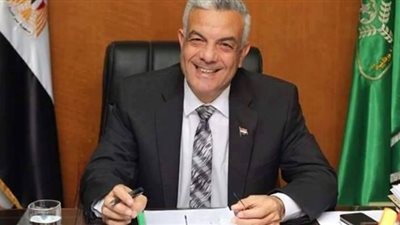 جامعة المنوفية توضح أسباب عزل رئيس قسم القانون بكلية الحقوق