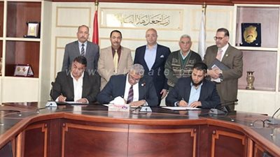 برتوكول تعاون لتركيب وصلات صرف بقريتين في بني سويف