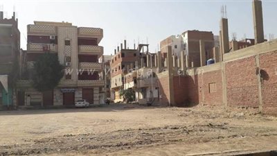 رفع 12 طن مخلفات ردم كابلات بمدينة سفاجا | صور