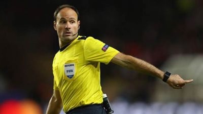 لاهوز حكما لمباراة دورتموند وباريس سان جيرمان بدوري أبطال أوروبا