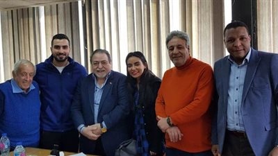 بعد خلاف 7 أشهر.. تفاصيل جلسة الصلح بين محمد الشرنوبي وسارة الطباخ