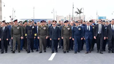 السيسي يتقدم الجنازة العسكرية للفريق أحمد نصر.. يقدم واجب العزاء لأسرة الفقيد .. و8 معلومات عن قائد القوات الجوية الأسبق