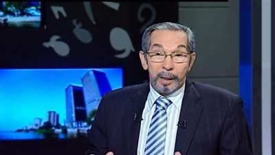 رشاد عبده يكشف سبب عدم انخفاض أسعار السلع بعد هبوط الدولار