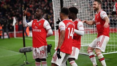 أرسنال يسحق نيو كاسيل برباعية في الدوري الإنجليزي