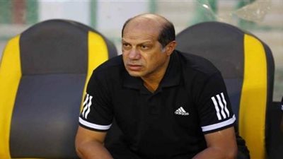 اليوم.. علاء نبيل يتلقى عزاء والدته في مسجد المشير