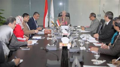وزيرة البيئة تناقش الوضع الحالي للمدافن الصحية للمخلفات ضمن المنظومة الجديدة