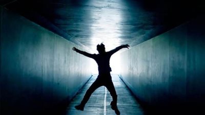 تفسير رؤية السقوط في حفرة بالمنام