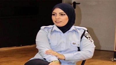 متحدث نتنياهو ينشر صور أول ضابطة مسلمة محجبة بجيش الاحتلال