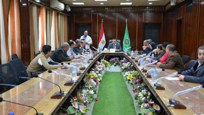 نائب محافظ الدقهلية يناقش ملف النظافة مع لجنة التنمية المحلية والبيئة